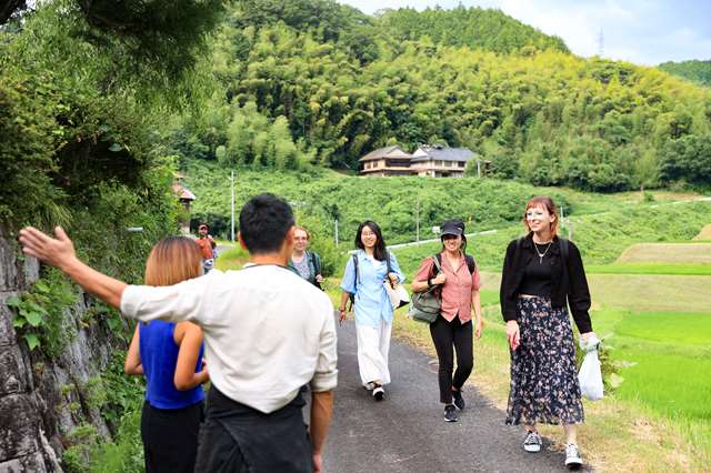 2023年7月に島根県奥出雲町で独自に開催した外国人向けモニターツアーの開催風景